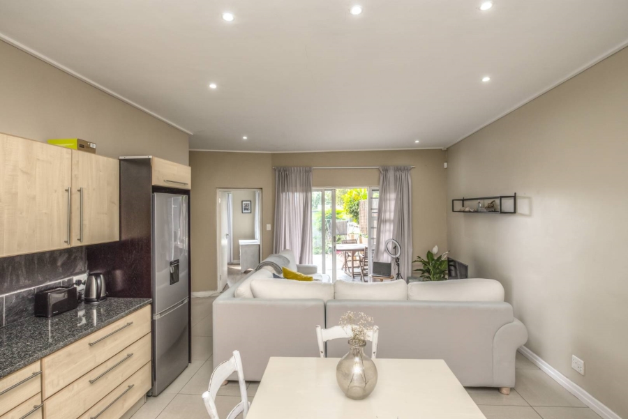 To Let 1 Bedroom Property for Rent in Walmer Eastern Cape